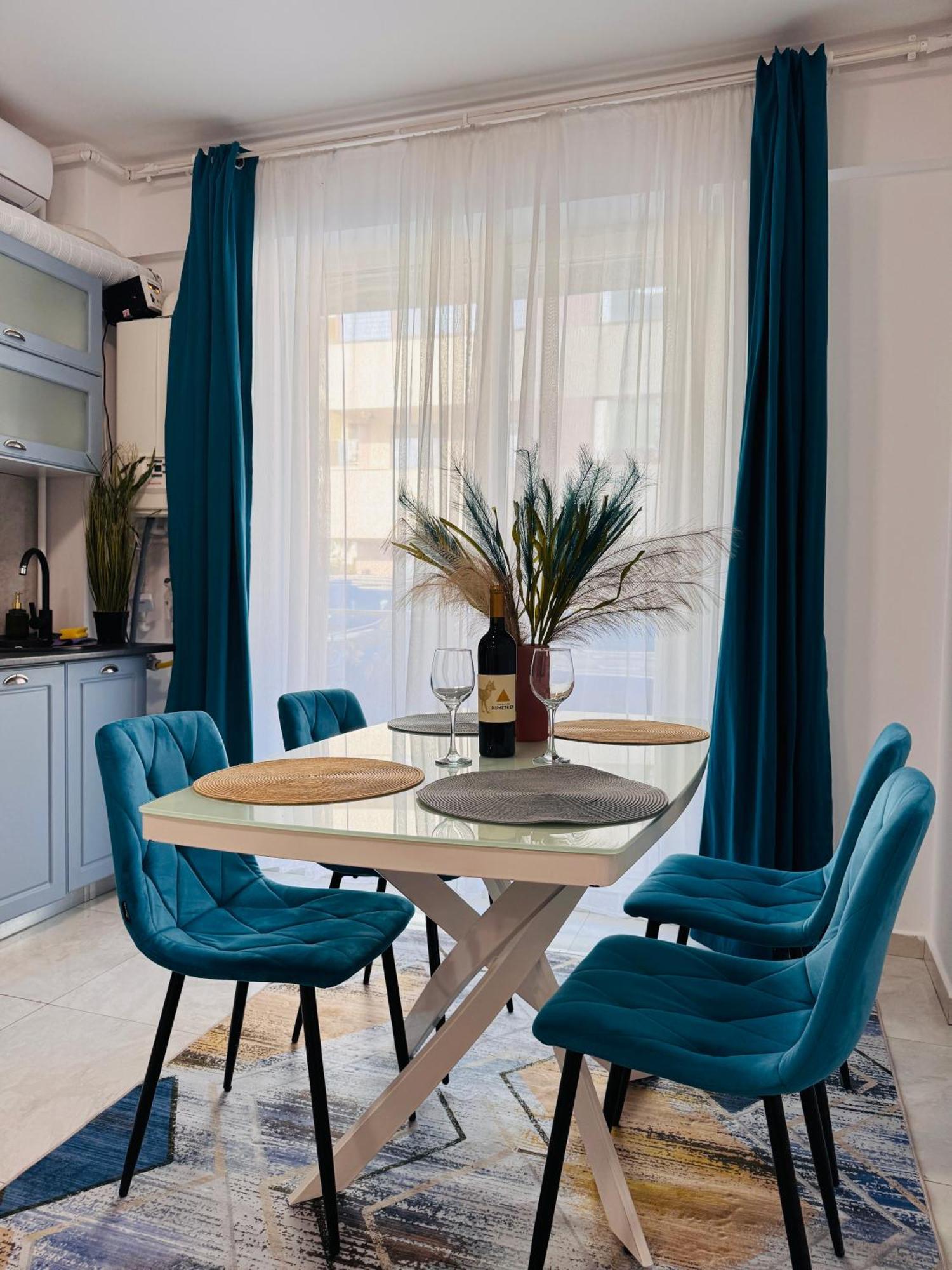 Beach Apartment By Mamaia Nord Năvodari Exteriér fotografie